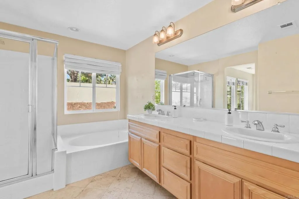https://cdn.realtyfeed.com/cdn/127/306546275/f17046ae014c48bd7f28f3f83c42f39a.webp