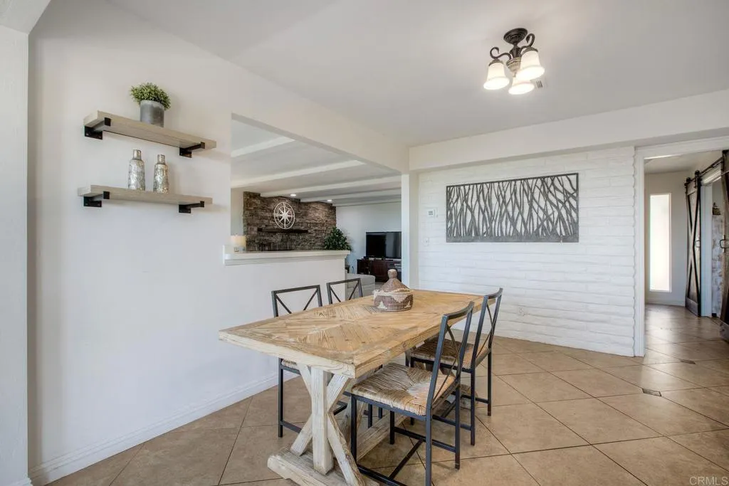 https://cdn.realtyfeed.com/cdn/127/306546285/45c066c2d31e548fe844f0946f0c40a8.webp