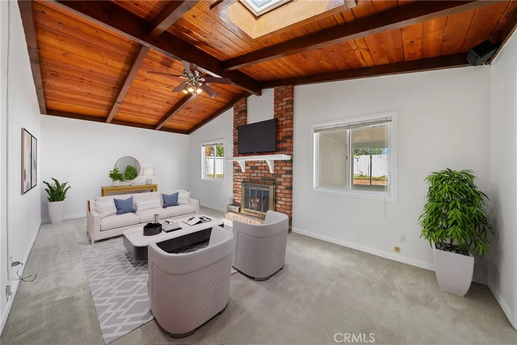 https://cdn.realtyfeed.com/cdn/127/306546288/4edba8072ada371dbe7798cb27fade1e.webp