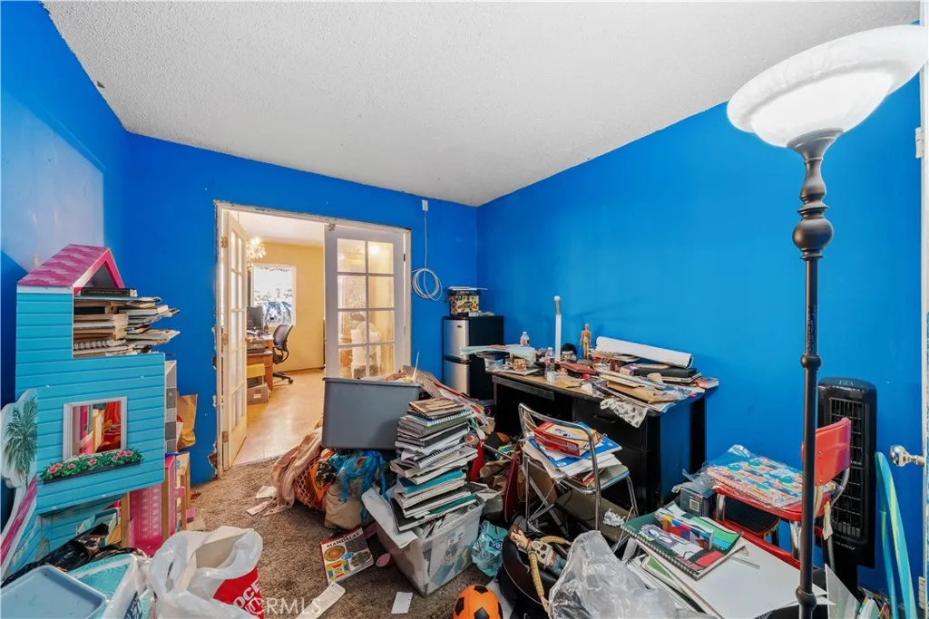 https://cdn.realtyfeed.com/cdn/127/306546290/b2edd4914de7c011a6189f99bd0a322f.webp