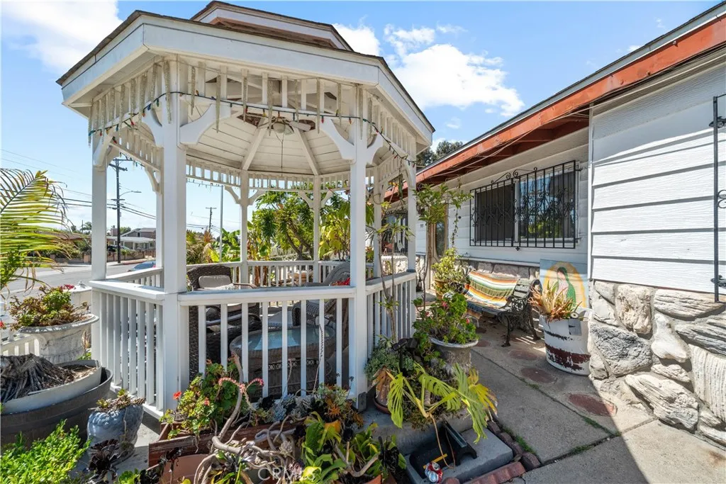 https://cdn.realtyfeed.com/cdn/127/306546290/d5e1f30a05b725f06b7c4bd208b21edb.webp