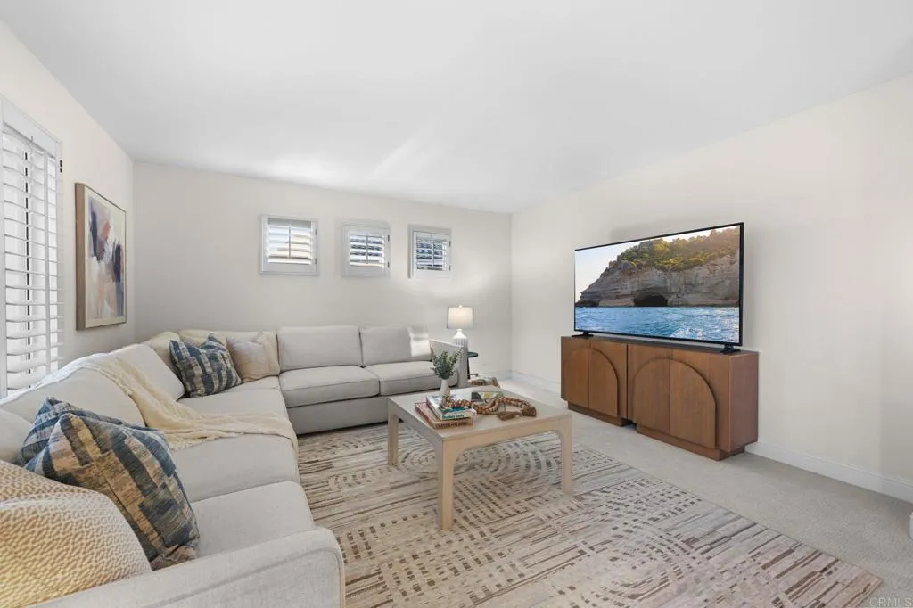 https://cdn.realtyfeed.com/cdn/127/306546322/0ef44525331e6b30049f61f54543bf79.webp