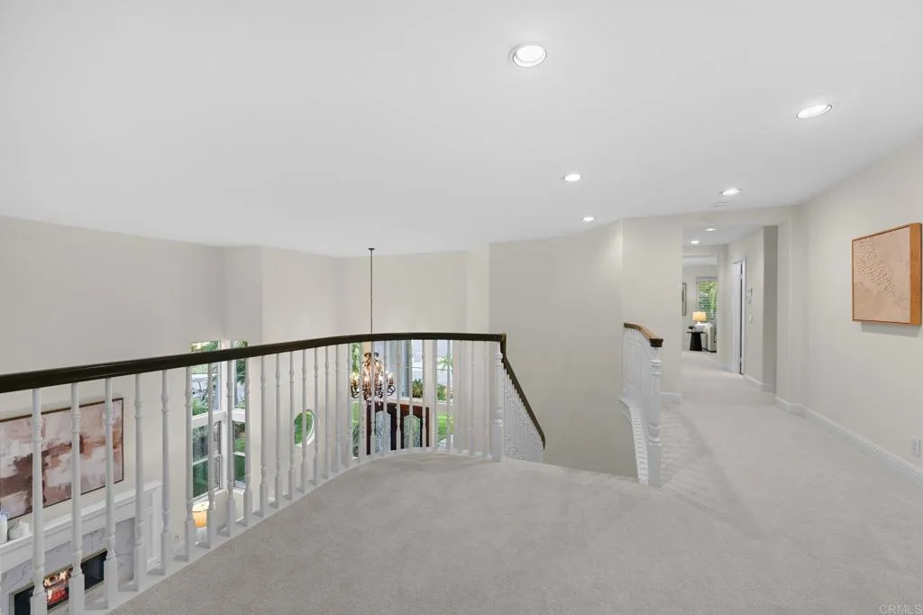 https://cdn.realtyfeed.com/cdn/127/306546322/20fda5fd16734c9d1a0cdea67a391fb4.webp