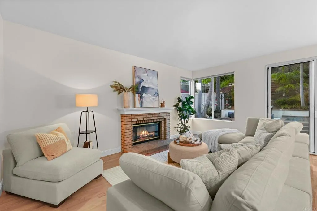 https://cdn.realtyfeed.com/cdn/127/306546322/44e30536c0c10ea18ef3a3d89037d6db.webp