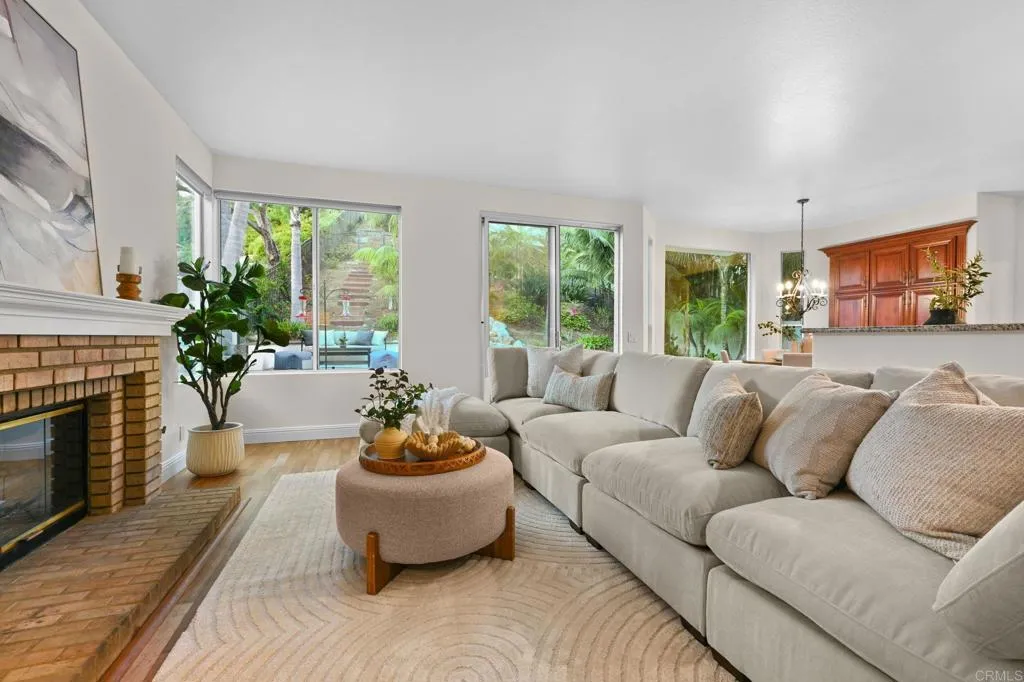 https://cdn.realtyfeed.com/cdn/127/306546322/dbda26f8aee1334a64be065ed48fb89b.webp
