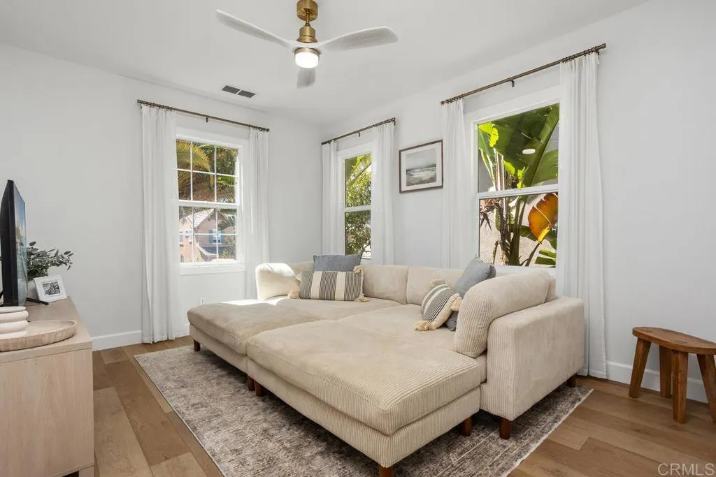 https://cdn.realtyfeed.com/cdn/127/306546327/bb6bfbdf62cda8fdf52fd7f11bc3873d.webp
