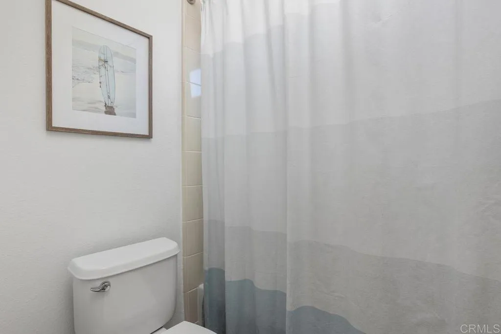 https://cdn.realtyfeed.com/cdn/127/306546327/c4879021ce8c0ff021b24581a8866fe8.webp