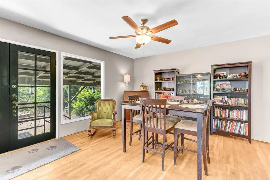 https://cdn.realtyfeed.com/cdn/127/306546350/f9ea58addad16c7cc99b9562846f9c9f.webp