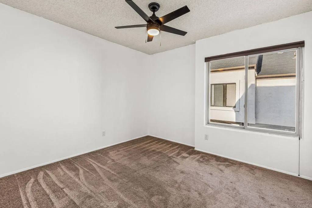 https://cdn.realtyfeed.com/cdn/127/306546352/c965eb2e52a9cf40d1debe2e18be5894.webp