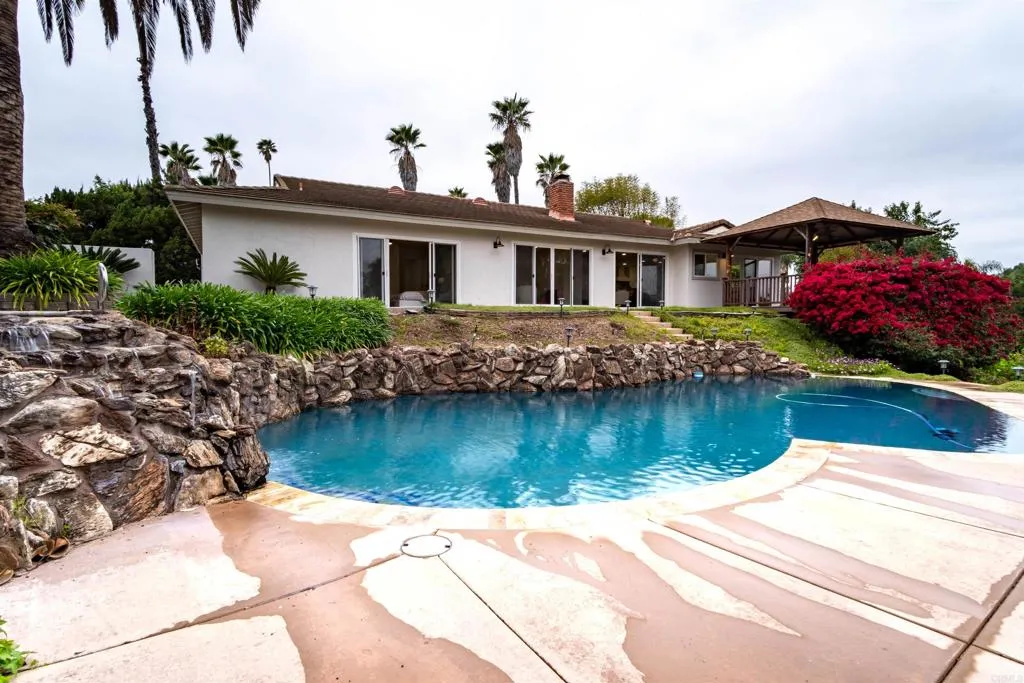 https://cdn.realtyfeed.com/cdn/127/306546402/5a0b9c38a0c1c1fd5ab8342f880840fb.webp