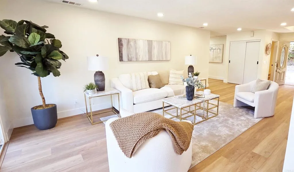 https://cdn.realtyfeed.com/cdn/127/306546402/b06cd486aea3cdaafd016dfd36e2d195.webp