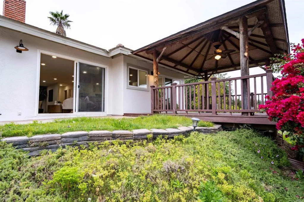 https://cdn.realtyfeed.com/cdn/127/306546402/e3505a33cfeea056fcb4d4aaf7b85aea.webp