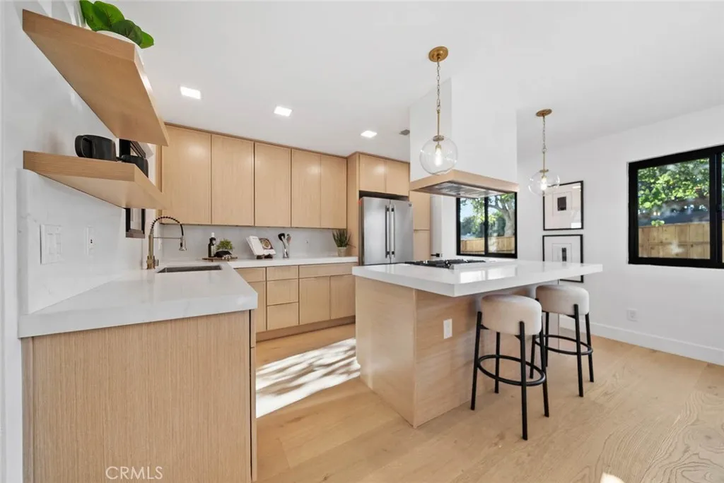 https://cdn.realtyfeed.com/cdn/127/306546409/feb541c1f72b856578b586022c945312.webp