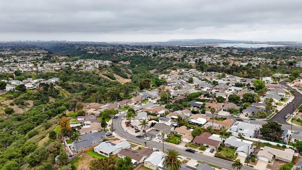 https://cdn.realtyfeed.com/cdn/127/306546412/9fdf31e21938be2ec90fab16d9b92d23.webp
