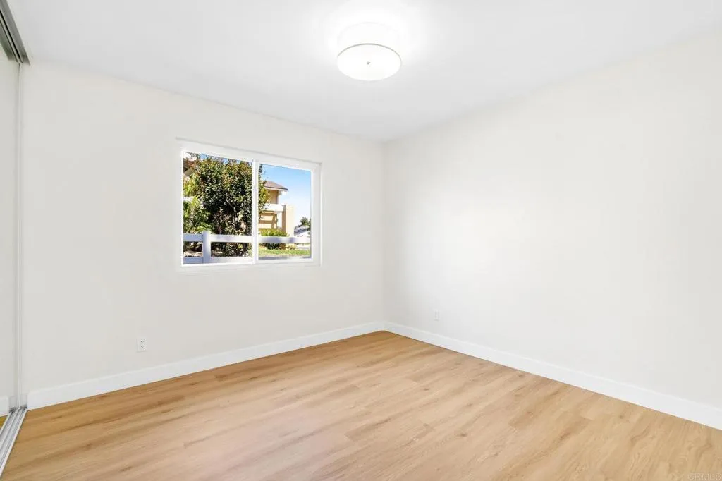 https://cdn.realtyfeed.com/cdn/127/306546415/26c1580afbf40d1f83425a97aaa824b8.webp