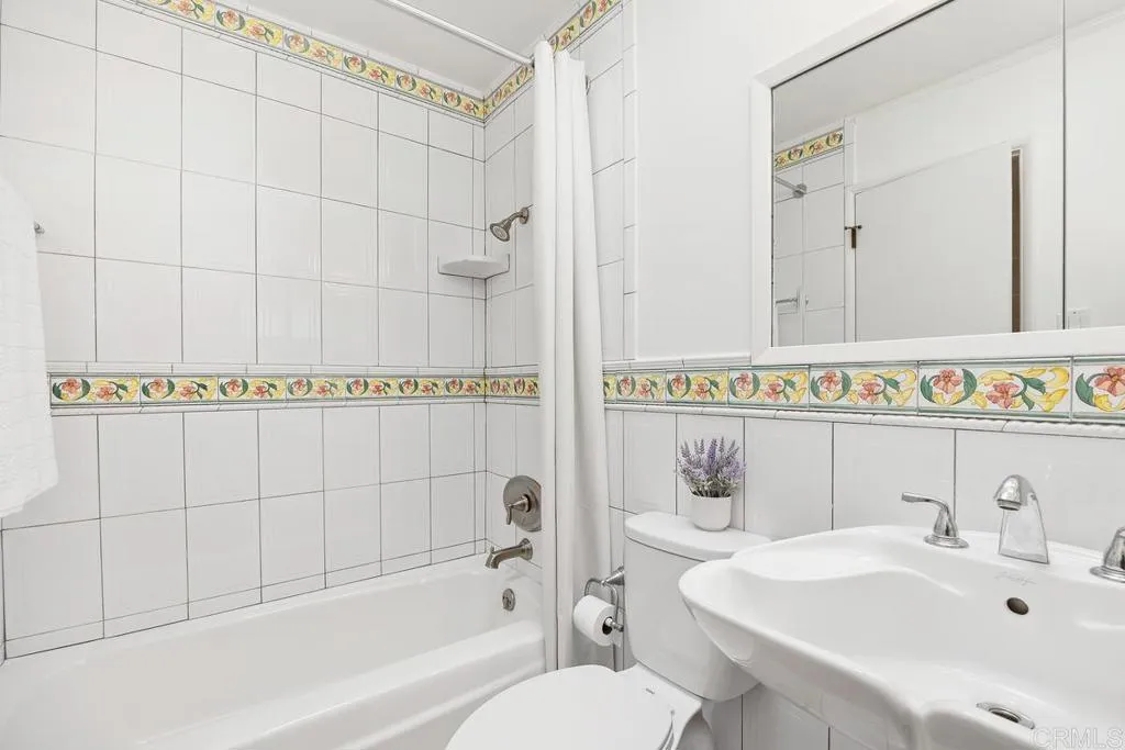 https://cdn.realtyfeed.com/cdn/127/306546486/1bdf004c0861bfe3e0d54f0eb6a189c4.webp