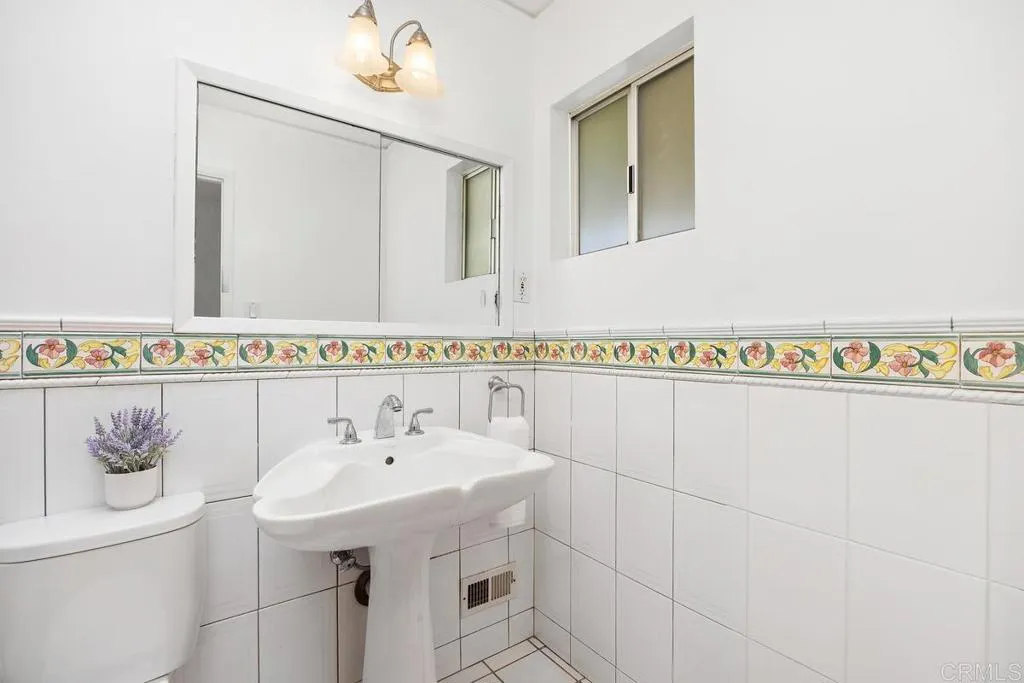 https://cdn.realtyfeed.com/cdn/127/306546486/5f0ad5cbdfd83088ca2ab4f3d67521e1.webp