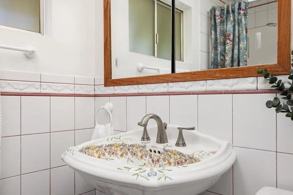 https://cdn.realtyfeed.com/cdn/127/306546486/a7465c5a1c3e620d78f6d7f414497e12.webp