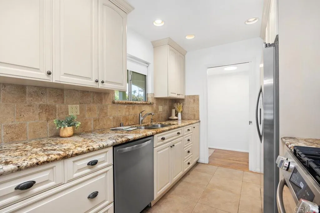 https://cdn.realtyfeed.com/cdn/127/306546486/fdd92f77b400c3ec81924297977cb0da.webp