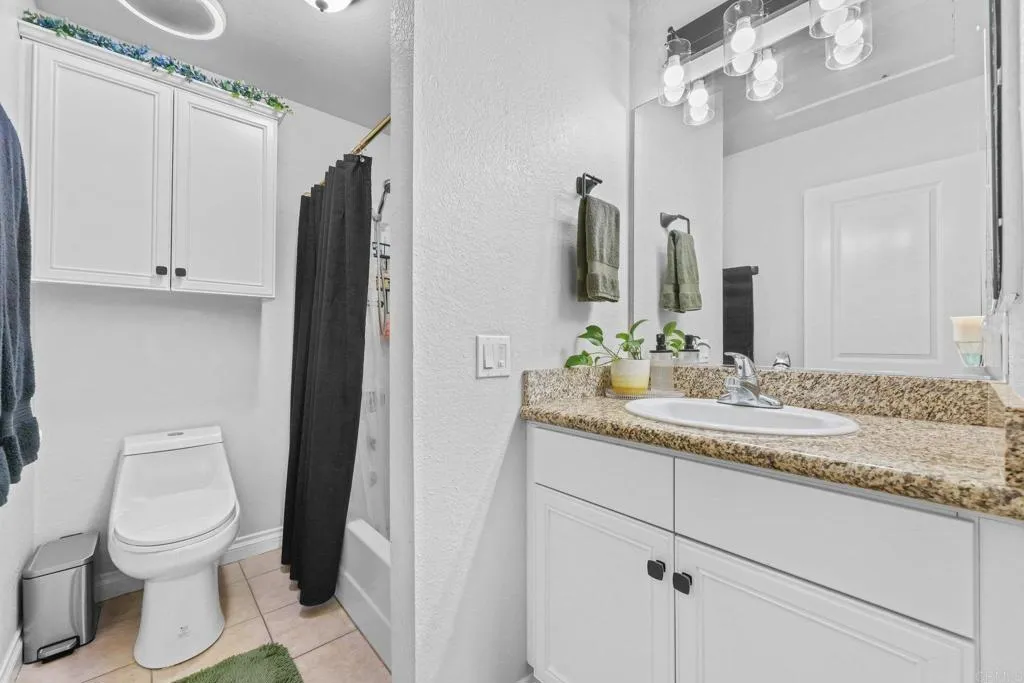 https://cdn.realtyfeed.com/cdn/127/306546505/6dec24cdc7c68a629a9af2a89bebf366.webp