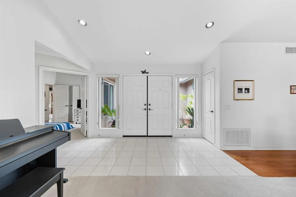 https://cdn.realtyfeed.com/cdn/127/306546509/7b2088f099d1fbf8106a4fced261d024.webp