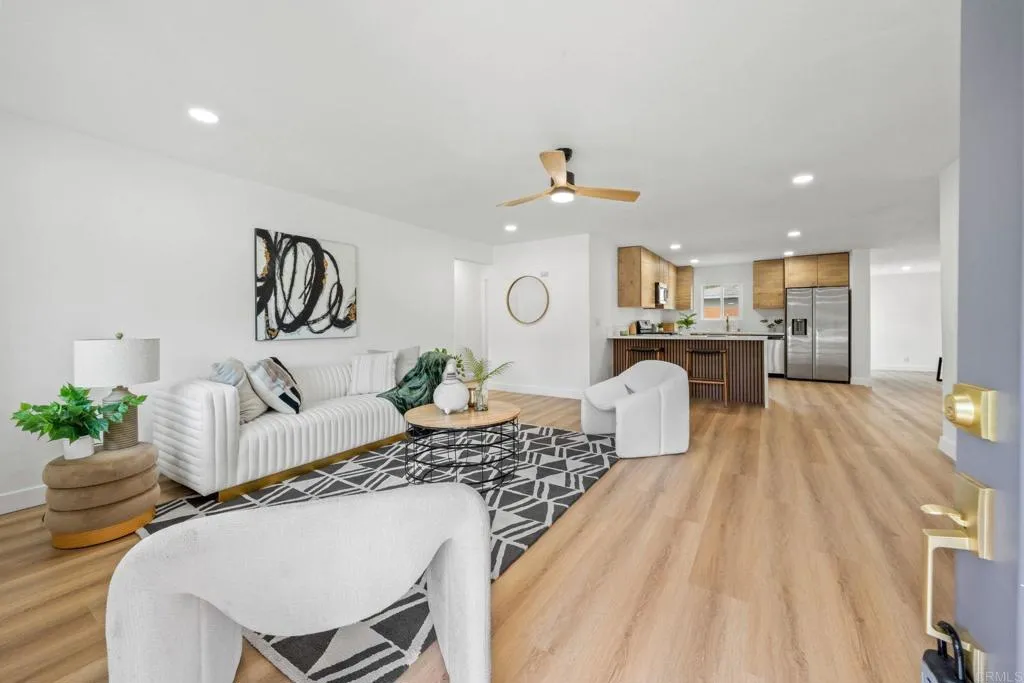 https://cdn.realtyfeed.com/cdn/127/306546548/6ec7c175cad23d9623fe43f38fdfc2cc.webp