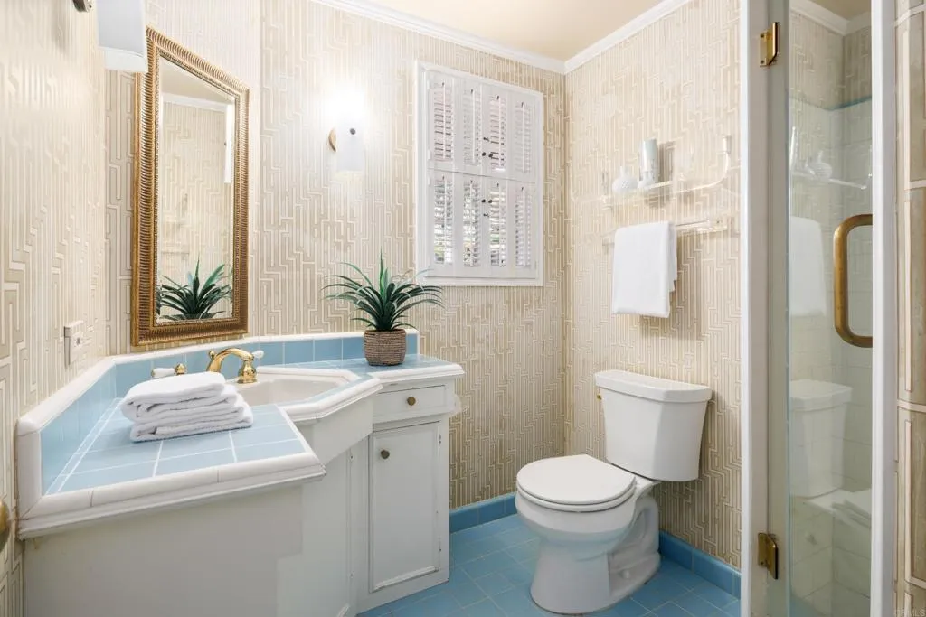 https://cdn.realtyfeed.com/cdn/127/306546549/920aa09cf755a744a2d2c5cbea62e872.webp