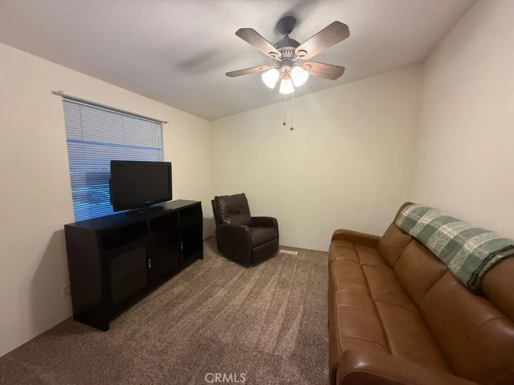 https://cdn.realtyfeed.com/cdn/127/306546612/edca7c9d26c78c8811554d12d63c2994.webp