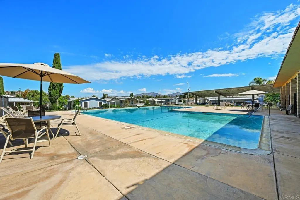 https://cdn.realtyfeed.com/cdn/127/306546614/d6b6a4fb5abb5fa3eff0ef0c859ec3f7.webp