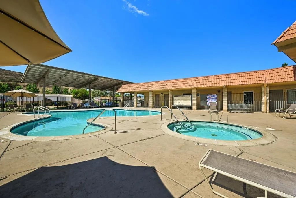 https://cdn.realtyfeed.com/cdn/127/306546614/d94b5b6e33313416e98fd45c38af2933.webp