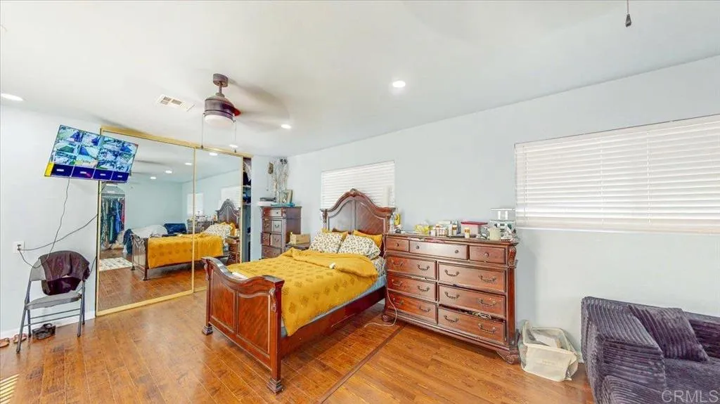https://cdn.realtyfeed.com/cdn/127/306546625/7fc1cca538bf42a6bc38513fec5183b0.webp
