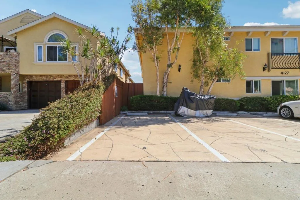 https://cdn.realtyfeed.com/cdn/127/306546635/48f8ea37f77a203b8e54f4aa911e76de.webp