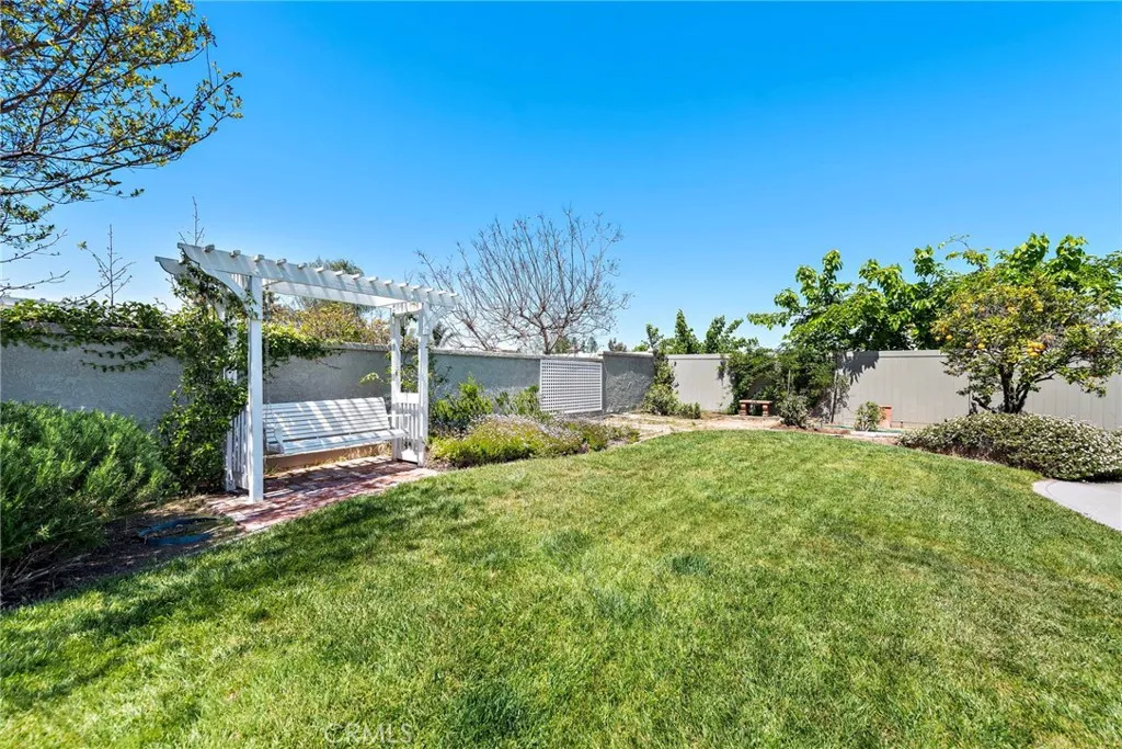 https://cdn.realtyfeed.com/cdn/127/306546688/61235daf6fffc51fd4fb9f0716dafca5.webp