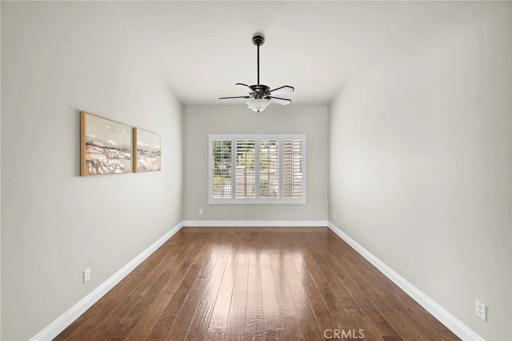 https://cdn.realtyfeed.com/cdn/127/306546688/8a4b10e932d5fe1a4847e023b646beb2.webp