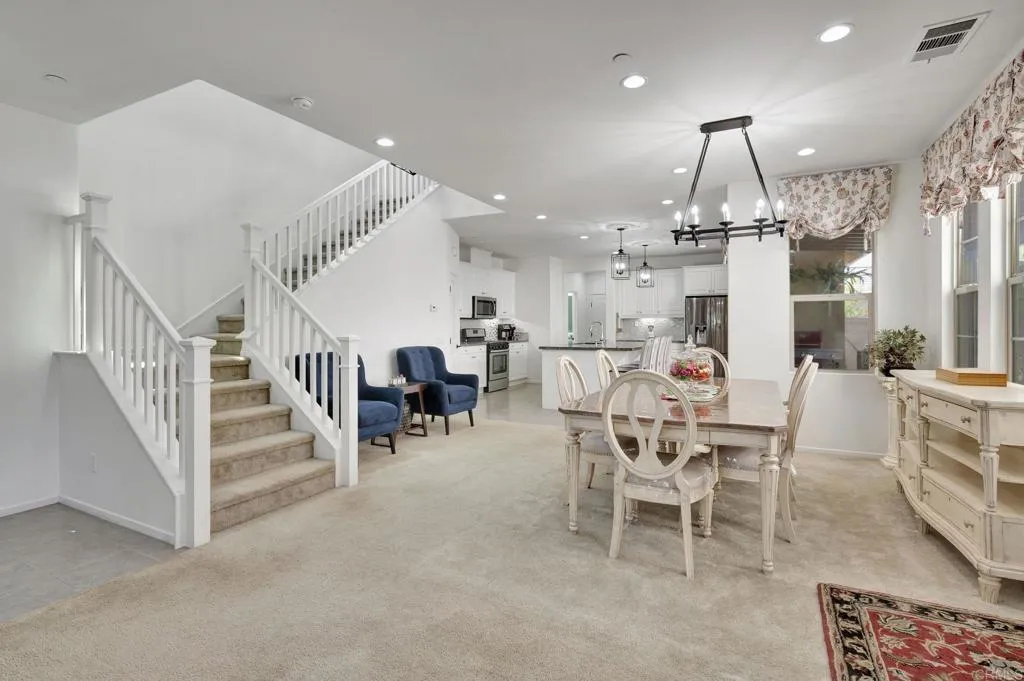 https://cdn.realtyfeed.com/cdn/127/306546690/0b9ff606975293dff74c32bbcc8c920b.webp