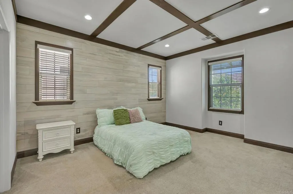 https://cdn.realtyfeed.com/cdn/127/306546690/32e80490c163422678d61360d7a695af.webp