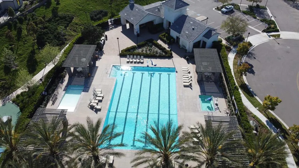https://cdn.realtyfeed.com/cdn/127/306546690/5252567cd734430faedb2902943de7ab.webp