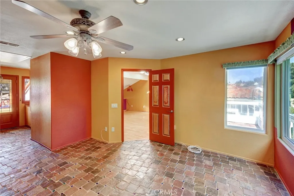 https://cdn.realtyfeed.com/cdn/127/306546812/9246e074c078eab21199f9577fd8c891.webp