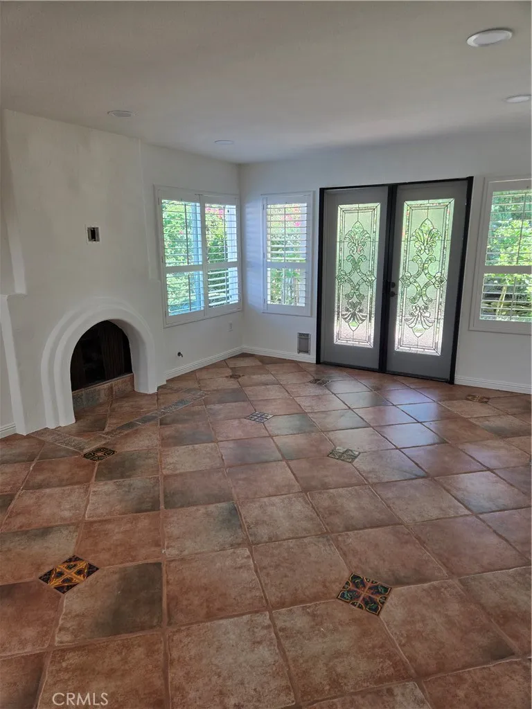 https://cdn.realtyfeed.com/cdn/127/306546812/e7c5faa1bdf875a391f95ecca610f71f.webp