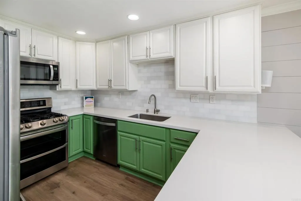 https://cdn.realtyfeed.com/cdn/127/306546817/93a70eefbe8ca26cd3b933f446aaeb9c.webp