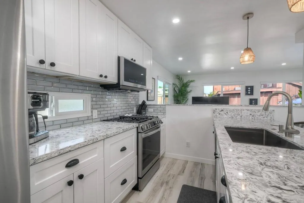 https://cdn.realtyfeed.com/cdn/127/306546848/7dfbf295a3611e42b45ca3611d8d0258.webp