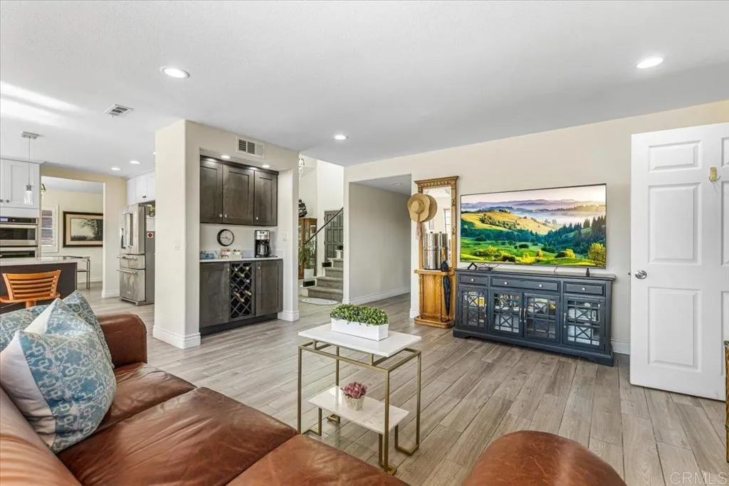https://cdn.realtyfeed.com/cdn/127/306546958/6057288314baa4d5d260887cd5445368.webp