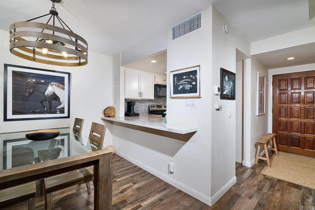 https://cdn.realtyfeed.com/cdn/127/306546999/459573ad38d727b521a3f05456cc15b0.webp