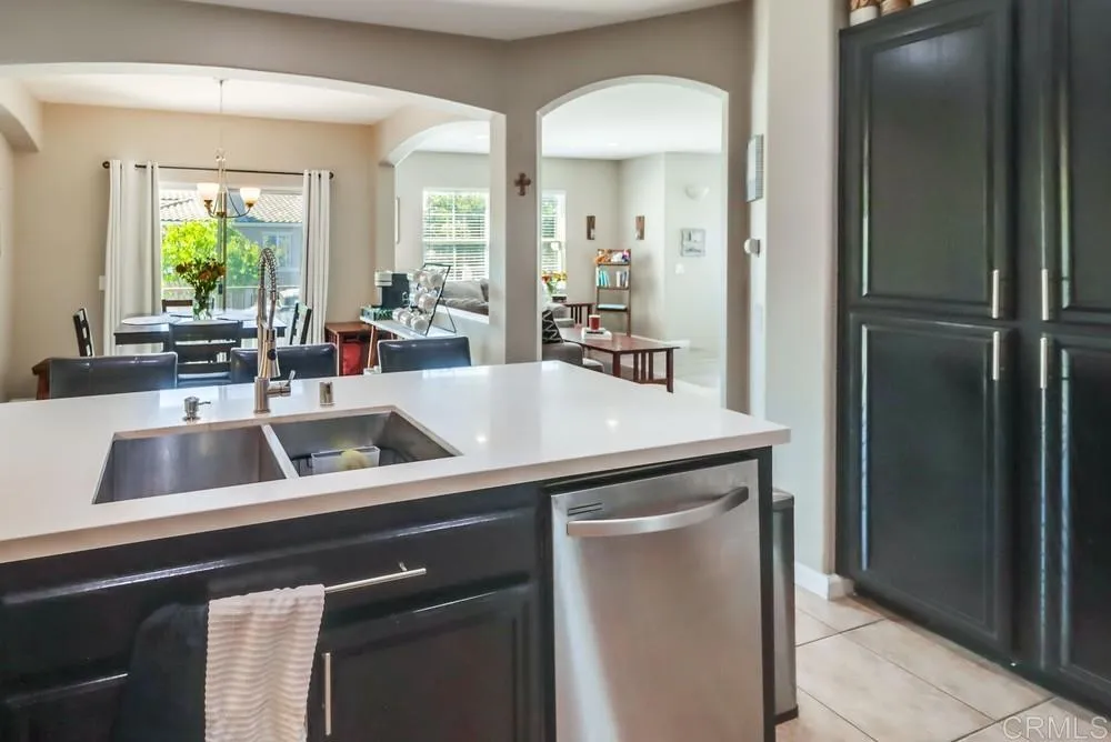 https://cdn.realtyfeed.com/cdn/127/306547001/f00570074fcbbe9b3e721824a69740f3.webp