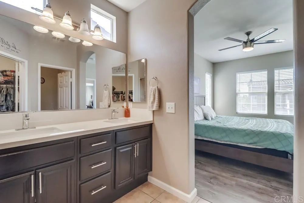 https://cdn.realtyfeed.com/cdn/127/306547001/f983dc9ce717f017ebfa9a93868242c3.webp
