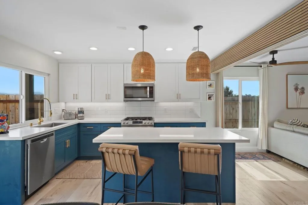 https://cdn.realtyfeed.com/cdn/127/306547030/d4b4d653f4337cf7908b393171f1b082.webp