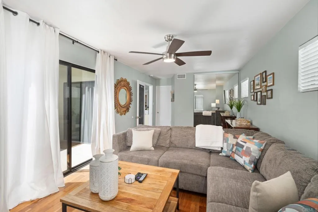 https://cdn.realtyfeed.com/cdn/127/306547031/542bc0d595ecb017201f196357dea77d.webp
