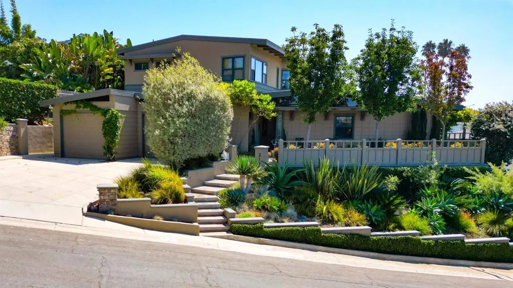 https://cdn.realtyfeed.com/cdn/127/306547093/76be8f44bdaf0924e7a10e9e730c0c8f.webp