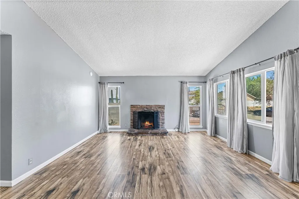 44117 Parkview Lane, Lancaster, CA 93535 - Photo 5 of 31, Lancaster, CA