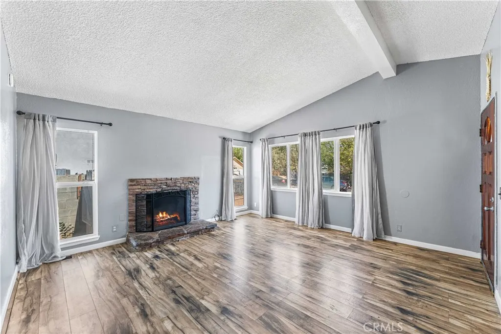 44117 Parkview Lane, Lancaster, CA 93535 - Photo 4 of 31, Lancaster, CA